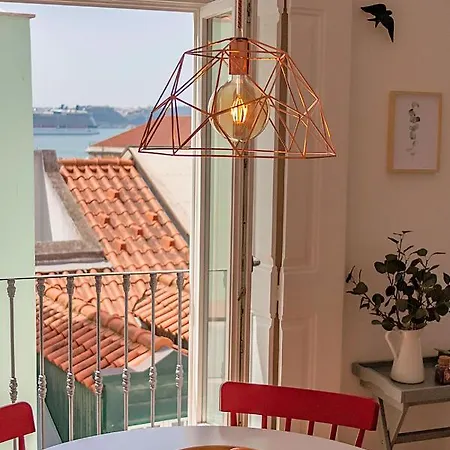 Alfama Patio By The River شقة *